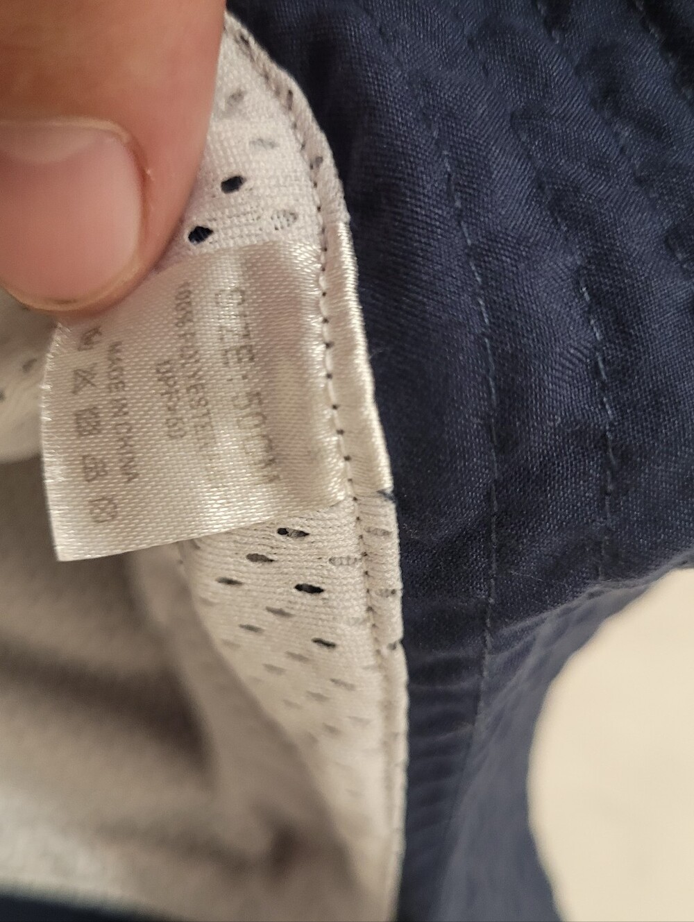 Nike Kids Navy Blue Bucket Hat with White Toggle - Picture 3 of 3